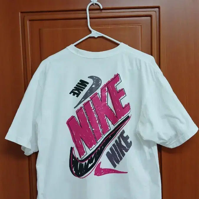 [SOLD OUT] 나이키 흰색 반팔티 XL 저스트 두 잇
