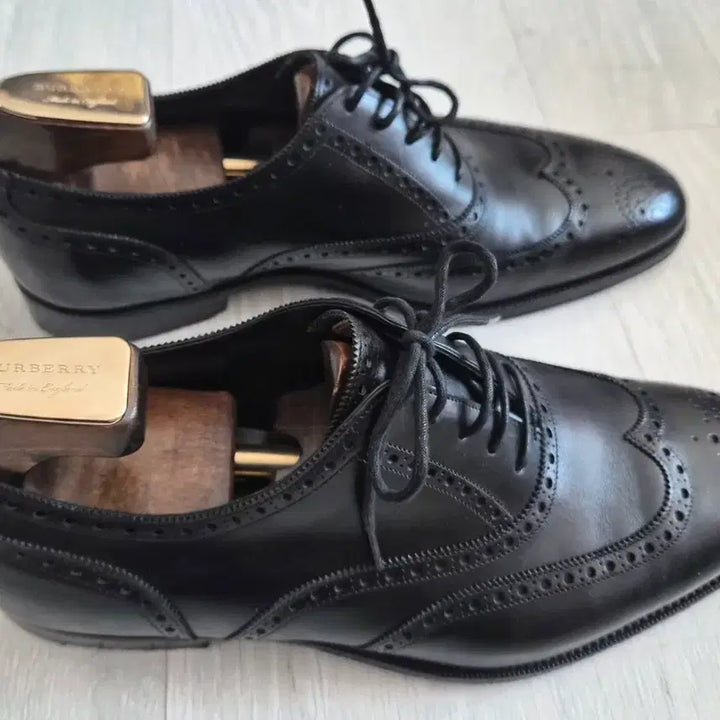 [BUNJANG] Burberry Whitchester Wingtip Shoes / 버버리 블랙 윙팁 남성 구두