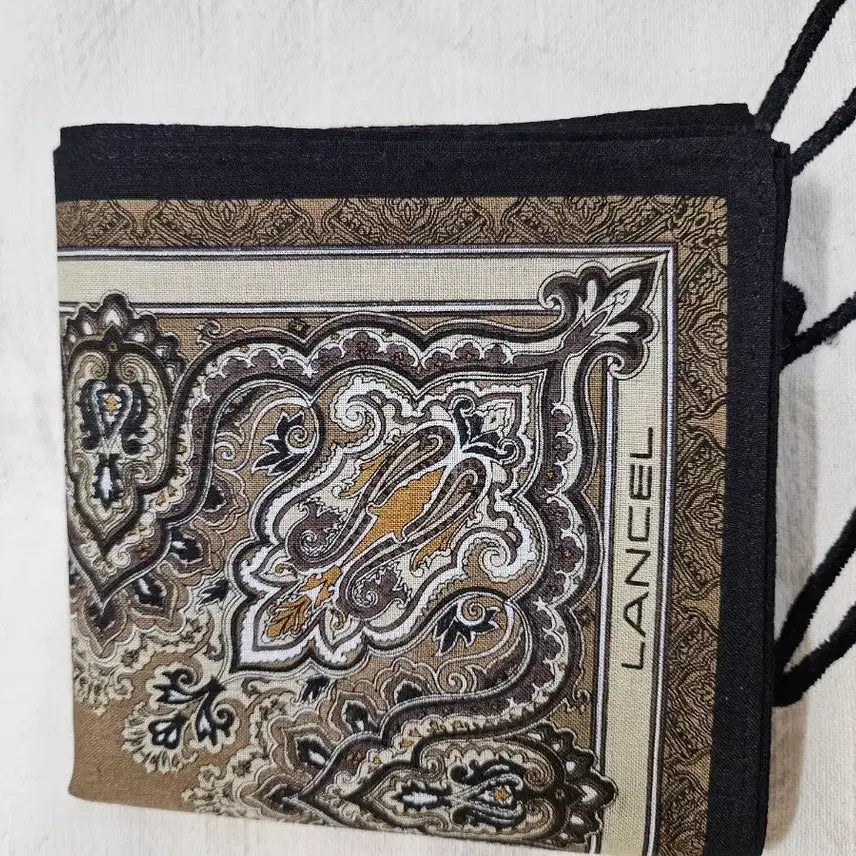 [BUNJANG] Lancel Handkerchief (Unused) / 미착용)이태리/란셀 손수건(공용)