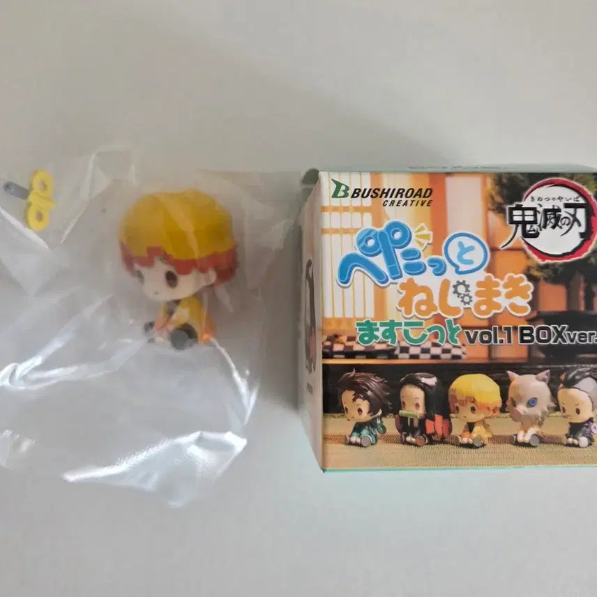 [SOLD OUT] 귀칼(귀멸의칼날) 페탓토 태엽 가챠 피규어 젠이츠