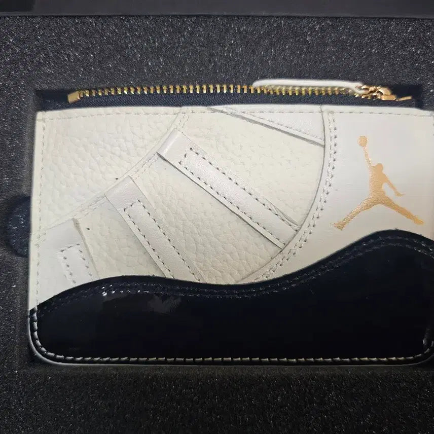[BUNJANG] Jordan 11 Gratitude Card Wallet and Keyring Set / 조던11 그래티튜드 카드지갑 키링 세트 미사용 새상품이에요