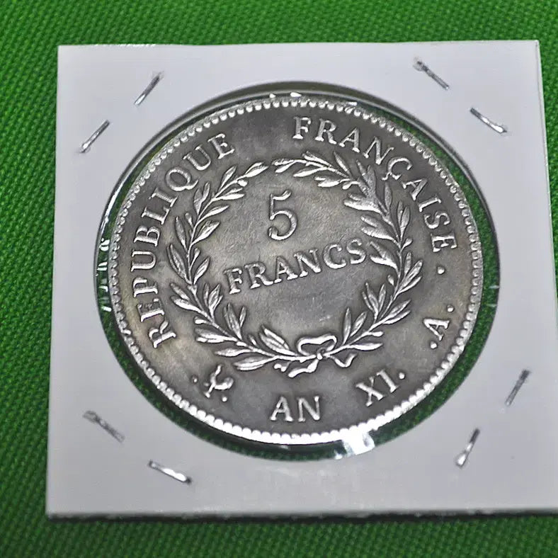 [BUNJANG] France Notre Dame Cathedral Commemorative Coin / 프랑스 5프랑 노트르담 대성당 기념주화