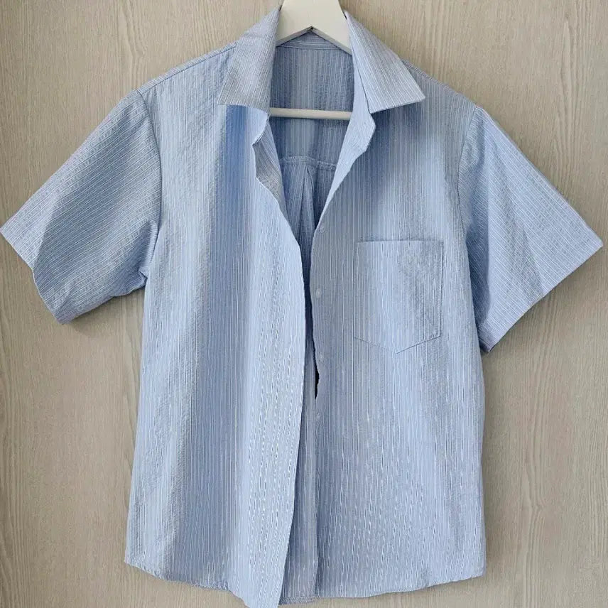[BUNJANG] Seersucker Striped Short Sleeve Shirt / 화이트 반팔셔츠 새상품
