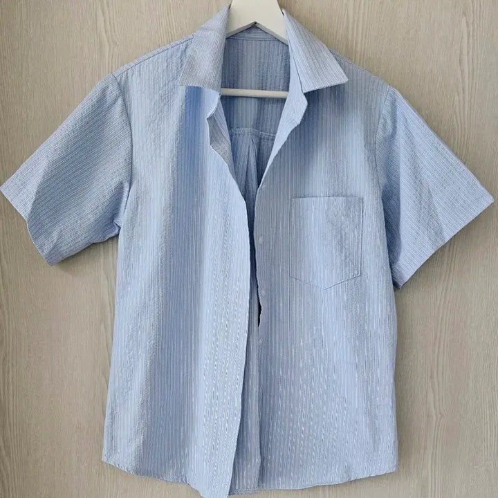 [BUNJANG] Seersucker Striped Short Sleeve Shirt / 화이트 반팔셔츠 새상품
