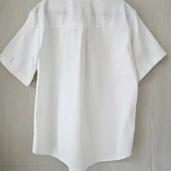 [BUNJANG] Seersucker Striped Short Sleeve Shirt / 화이트 반팔셔츠 새상품