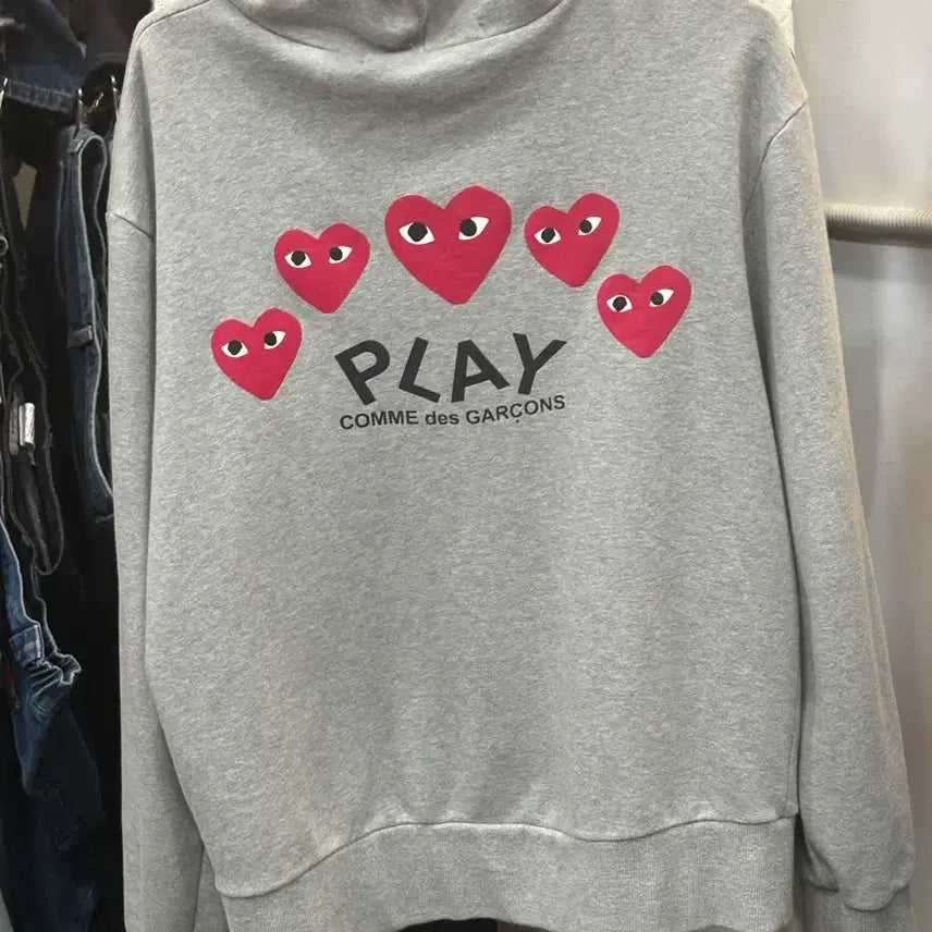 [SOLD OUT] 꼼데가르송 플레이 5 하트 후드집업