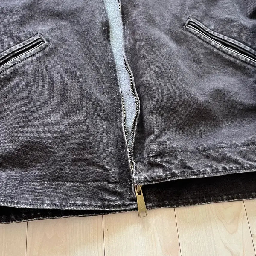 [SOLD OUT] 칼하트 덕다켓 xl