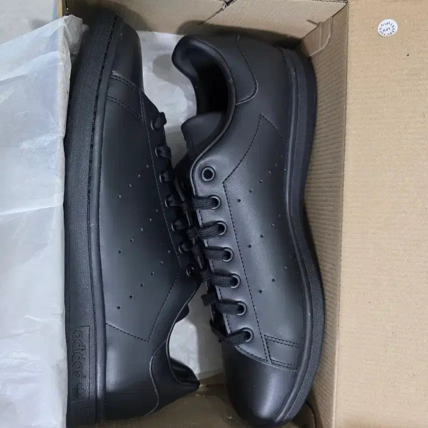 [BUNJANG] Adidas Stan Smith All Black Sneakers / [새상품] 아디다스 스탠스미스 올블랙  295