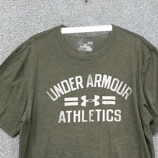 [BUNJANG] Under Armour Printing Khaki T-Shirt / 언더아머 프린팅 카키 반팔티 SM/P/P