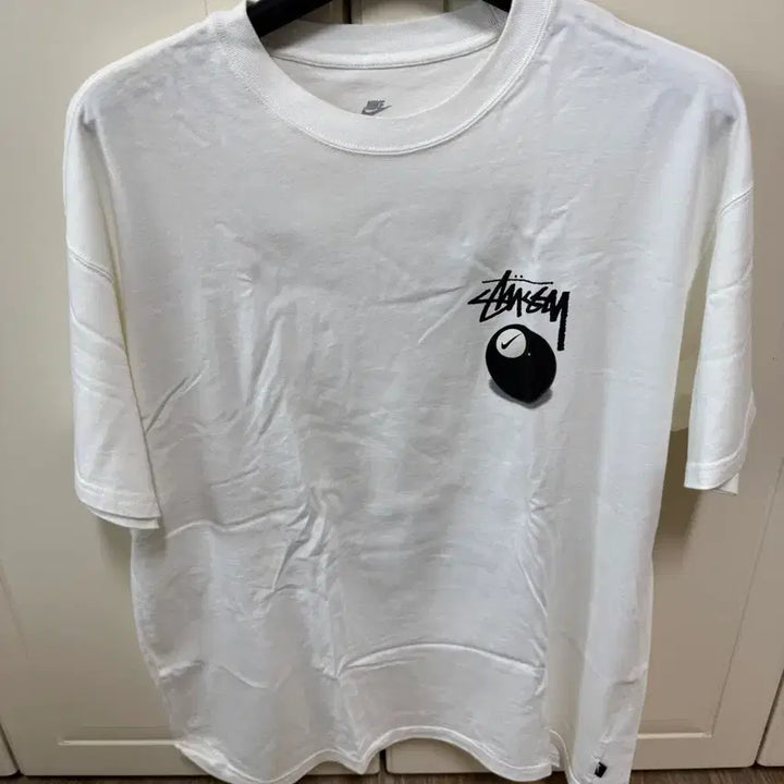 [BUNJANG] Nike Stussy 8-Ball T-Shirt (L) / 나이키 스투시 8볼 티셔츠L