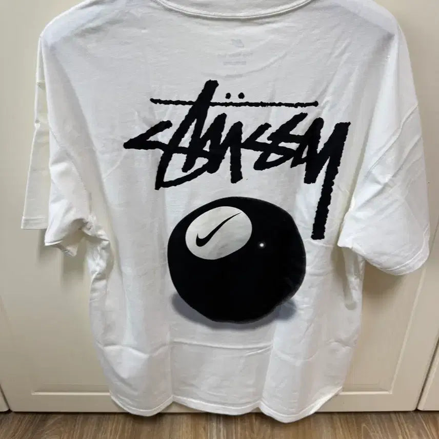 [BUNJANG] Nike Stussy 8-Ball T-Shirt (L) / 나이키 스투시 8볼 티셔츠L