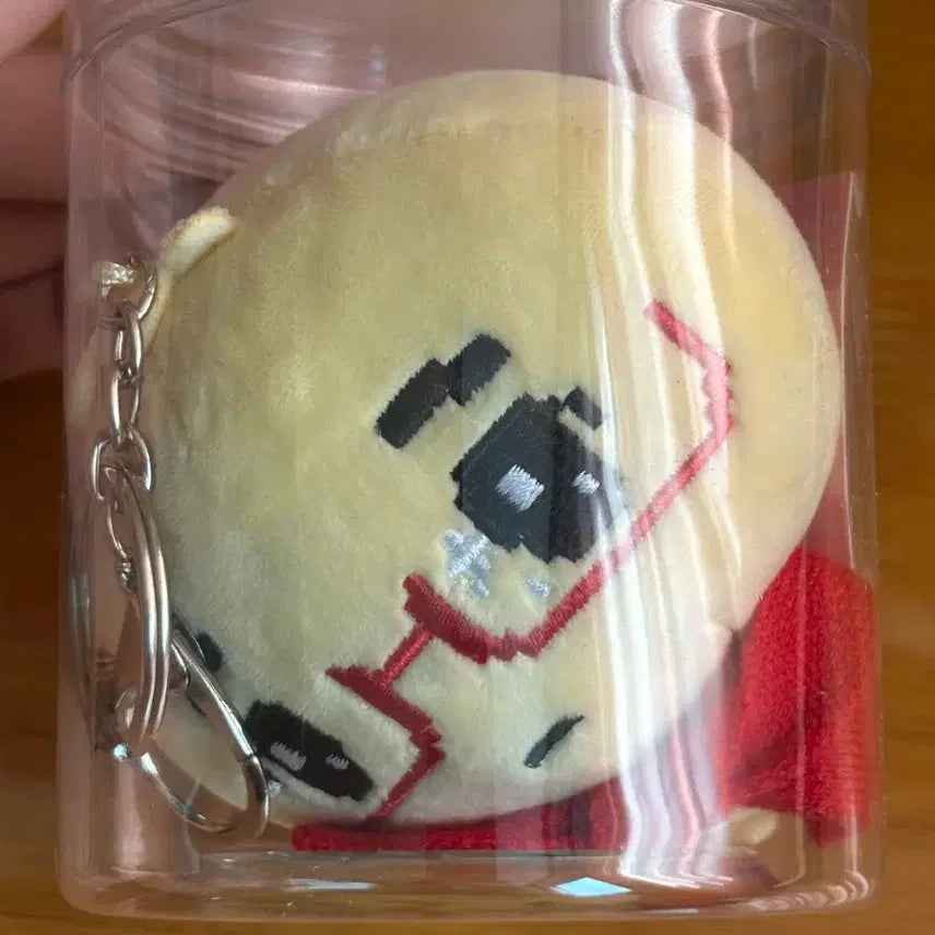 [BUNJANG] Ahnkyungmandu Red Scarf Keychain / 빨간 목도리 안경만두 키링