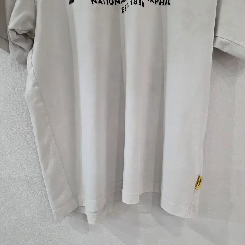 [SOLD OUT] 내셔널지오그래픽 아마존 반팔티 M