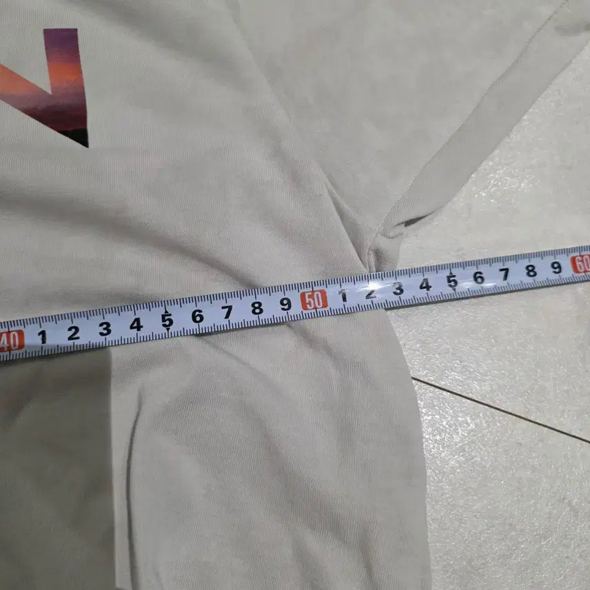 [SOLD OUT] 내셔널지오그래픽 아마존 반팔티 M
