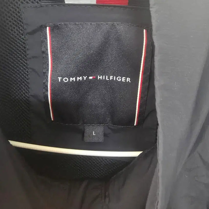 [BUNJANG] Tommy Hilfiger Navy Windbreaker Jacket / 타미힐피거 네이비 바람막이 점퍼