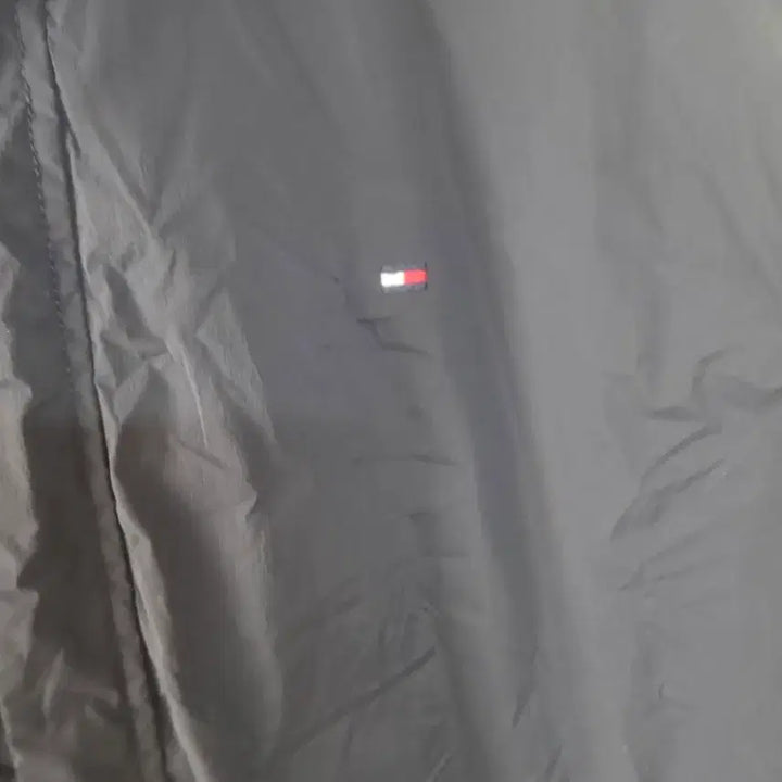 [BUNJANG] Tommy Hilfiger Navy Windbreaker Jacket / 타미힐피거 네이비 바람막이 점퍼
