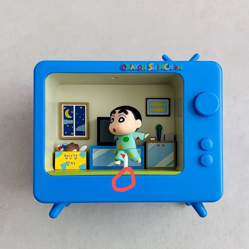 [SOLD OUT] 짱구 오르골 TV 무드등