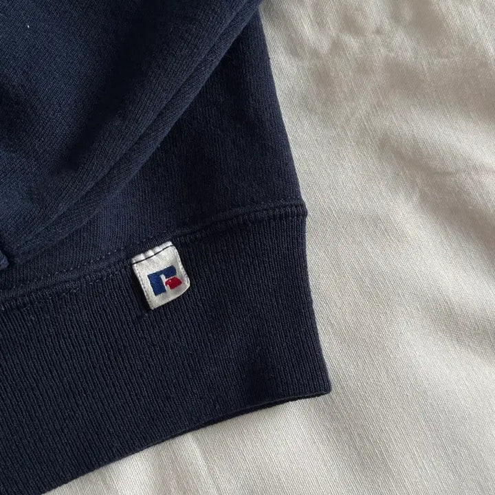 [SOLD OUT] USA 90s 러셀 애슬레틱 맨투맨 스웻셔츠 네이비