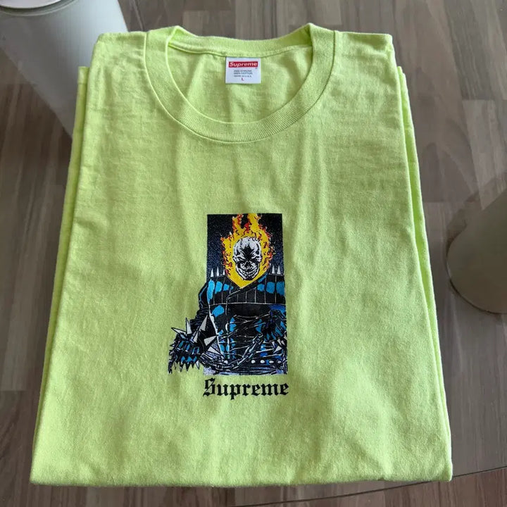 [BUNJANG] Supreme Ghost Rider Neon Green T-shirt / 슈프림 고스트 라이더 반팔티 네온 그린 L