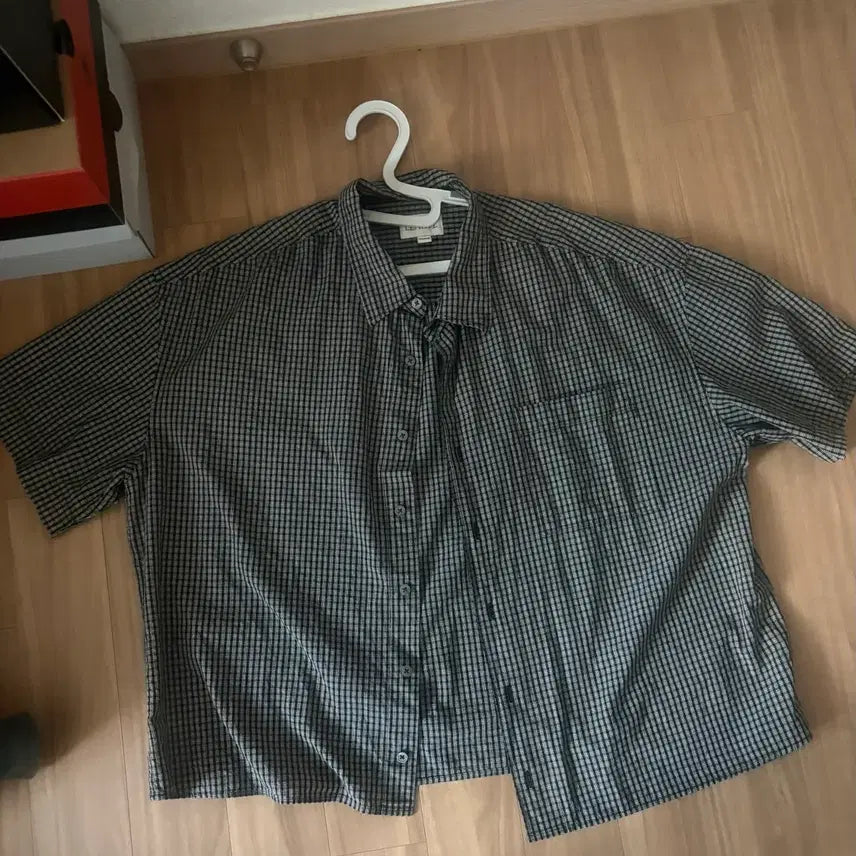 [BUNJANG] LeHAv Crop Shirt / 르아브 콜라보 크롭 셔츠