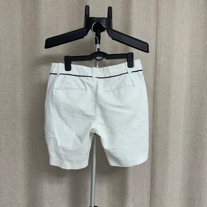 [SOLD OUT] 캘빈클라인 여자 반바지 4
