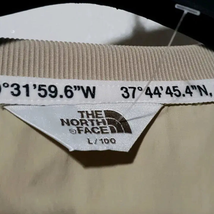 [BUNJANG] The North Face Beige Pullover Windbreaker / 노스페이스 풀오버 바람막이