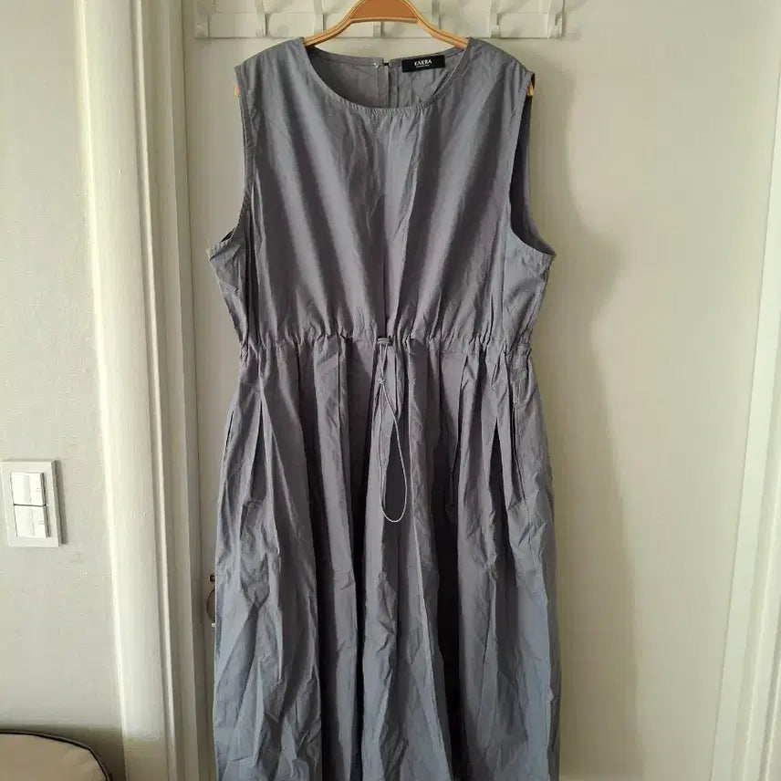 [SOLD OUT] KASSA 카사 끈 조절 롱 원피스 그레이66~77