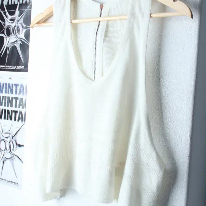 [SOLD OUT] W(F) 시스템 반팔 티셔츠 한섬 민소매 니트-185FD