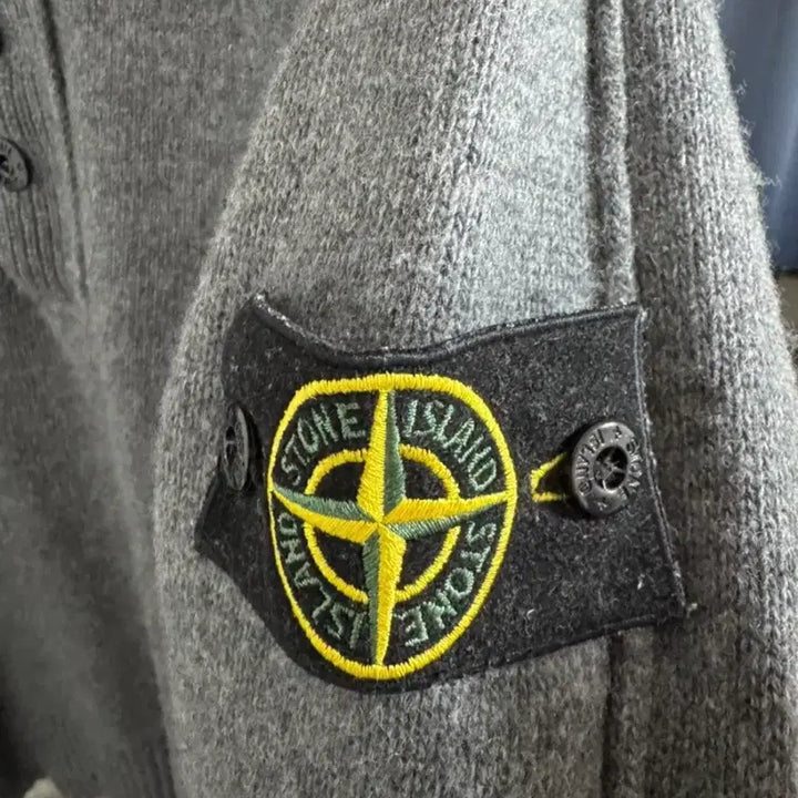 [BUNJANG] Stone Island Half-Zip Knit Sweater / 스톤아일랜드 반집업 니트 M