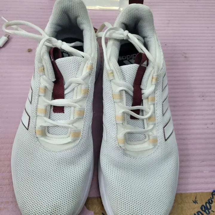 [BUNJANG] Adidas White Sneakers / 아디다스 흰색 운동화