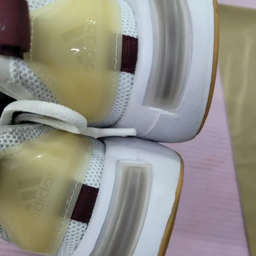 [BUNJANG] Adidas White Sneakers / 아디다스 흰색 운동화