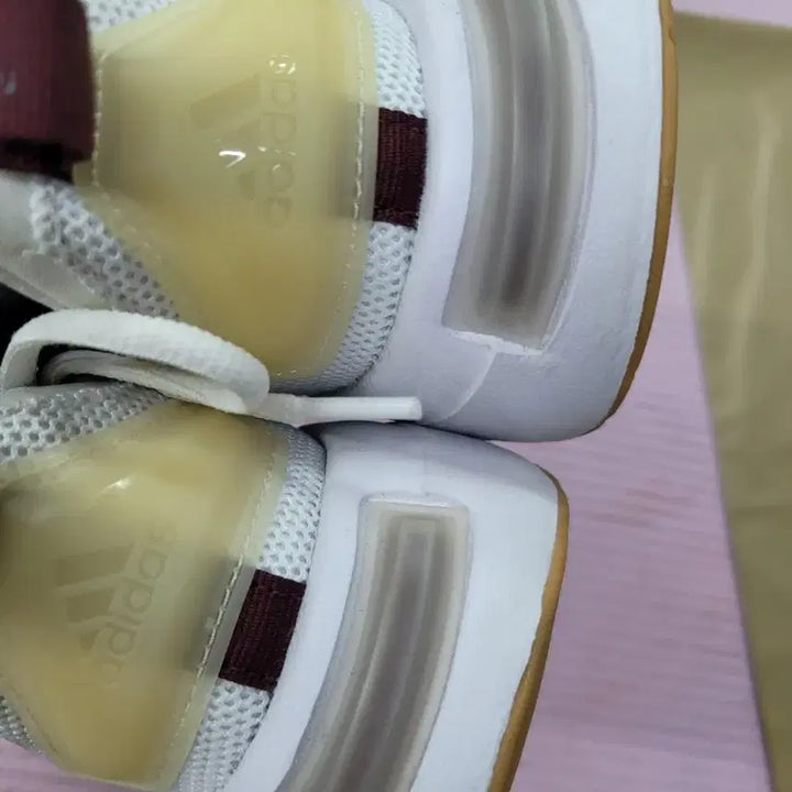 [BUNJANG] Adidas White Sneakers / 아디다스 흰색 운동화