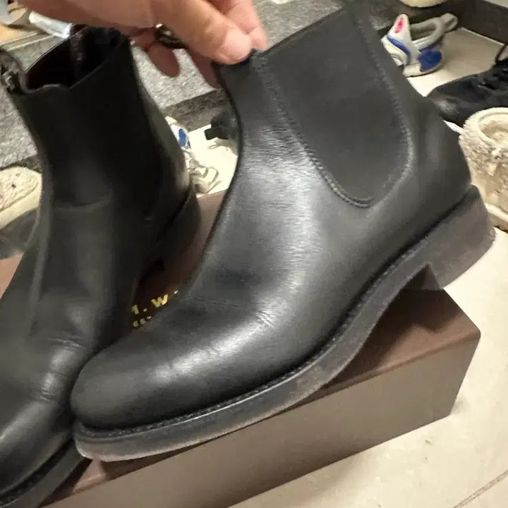 [SOLD OUT] R.M.Williams 첼시 부츠 블랙 8.5E