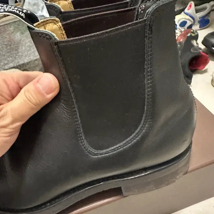 [SOLD OUT] R.M.Williams 첼시 부츠 블랙 8.5E