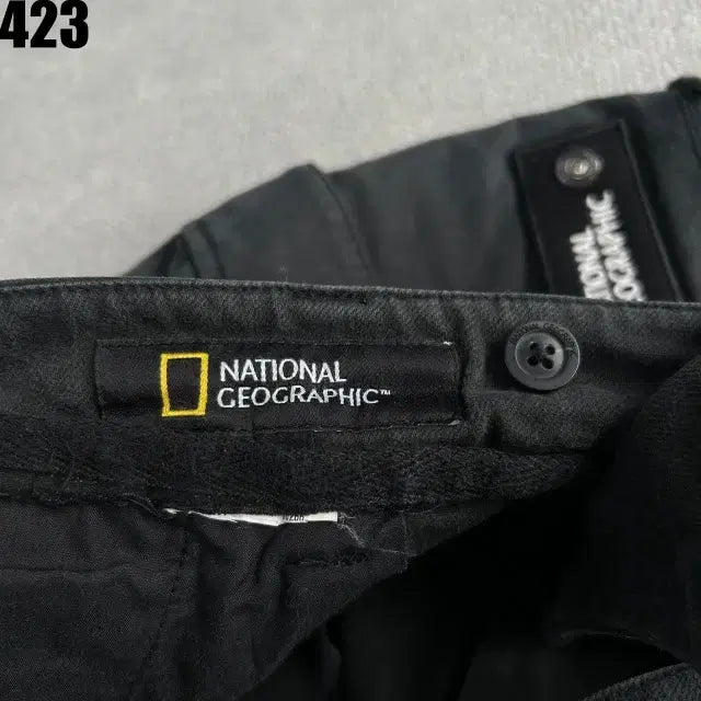[BUNJANG] National Geographic Black Cargo Jogger Pants (Size M) / 내셔널지오그래픽 블랙 카고 조거팬츠 m
