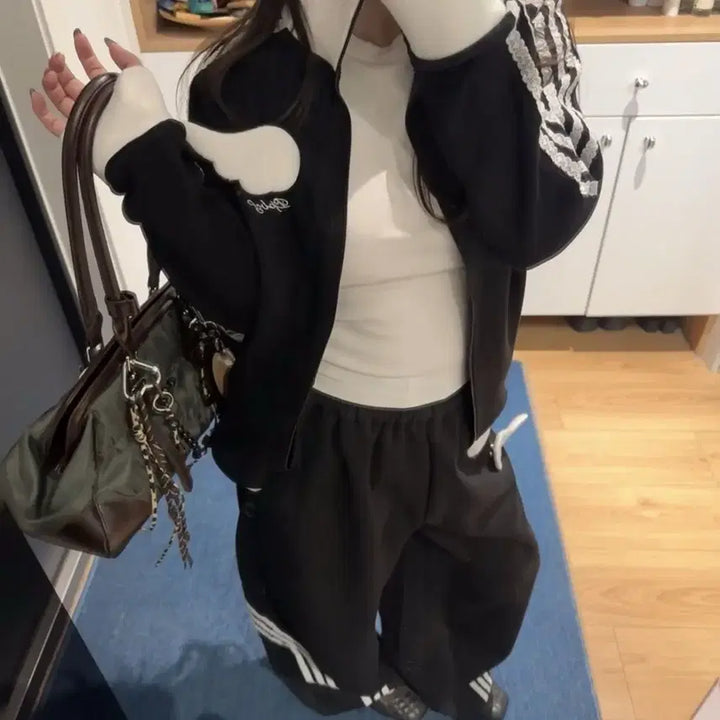 [BUNJANG] Subculture Wing Embroidery Zip-up Jersey / 서브컬처 날개 자수 집업 져지