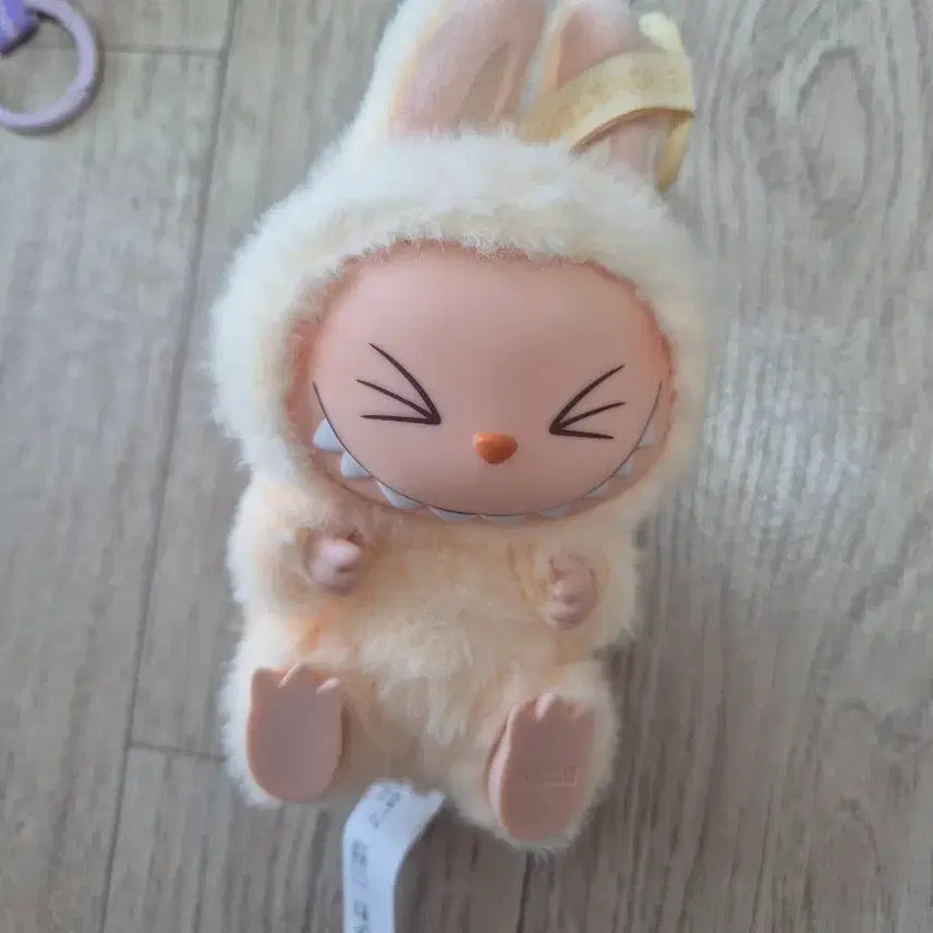 [BUNJANG] POP MART Labubu Doll / 팝마트 정품 라부부 인형 판매