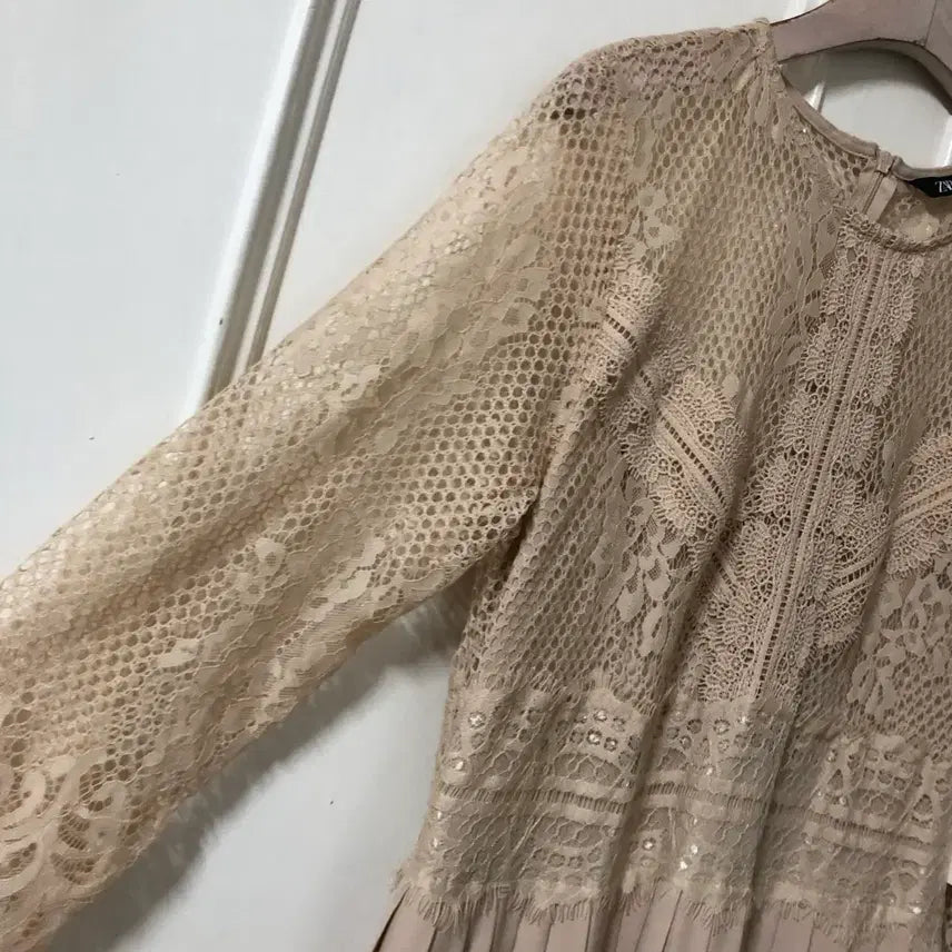 [BUNJANG] Zara Lace See-Through Pleated Long Dress / 새옷) Zara 자라 레이스 시스루 플리츠 롱 원피스 하객룩 결혼식