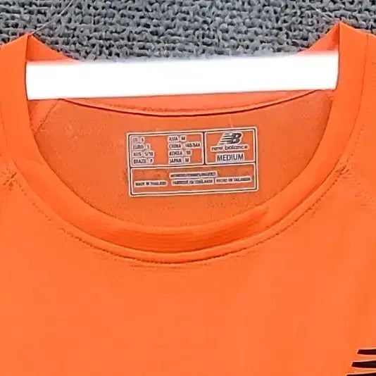 [BUNJANG] New Balance Marathon Printing Orange T-shirt / 뉴발란스 프린팅 오렌지 트레이닝 반팔티 M