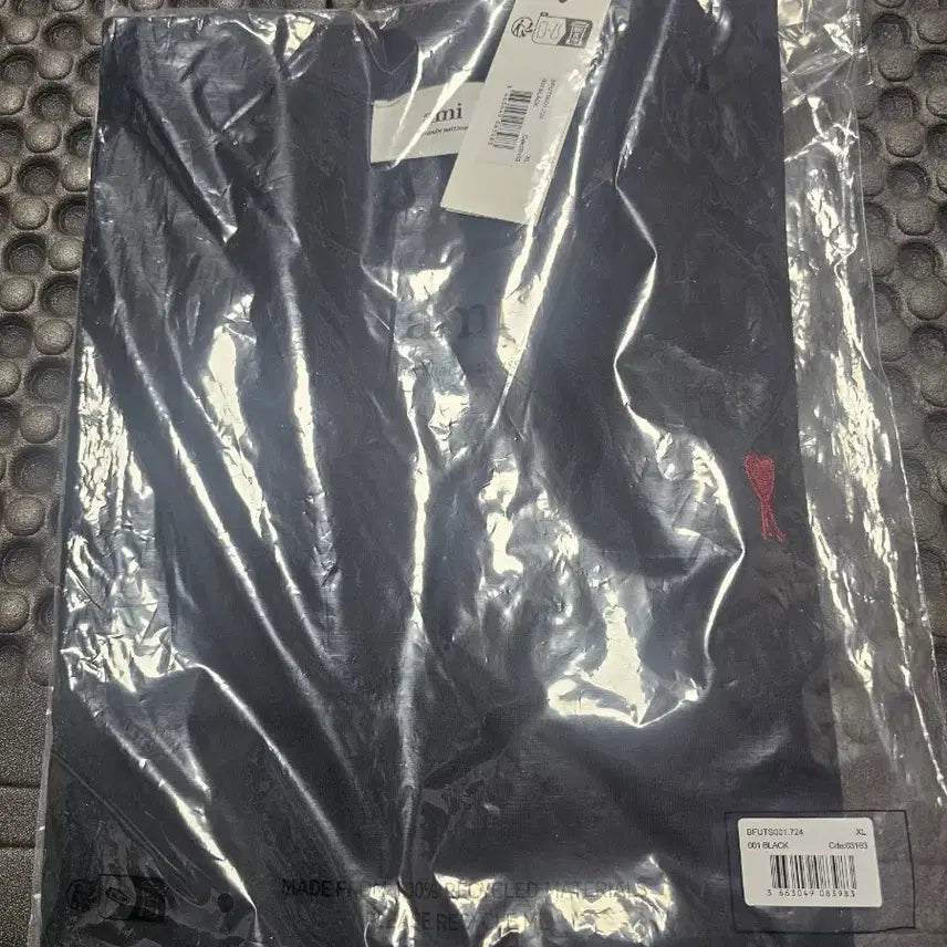 [BUNJANG] Ami Signature Logo Black T-shirt XL / 아미 블랙 반팔 티셔츠 XL 새상품