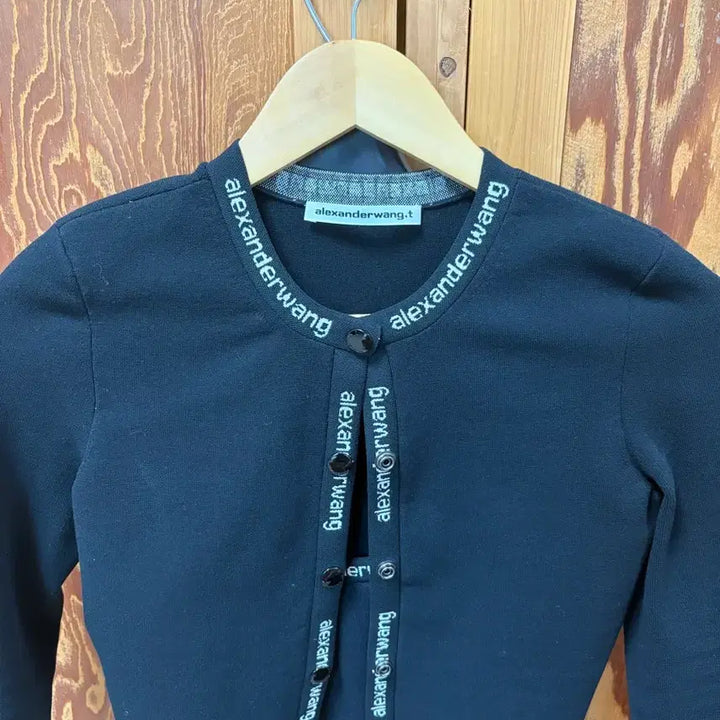 [SOLD OUT] 알렉산더왕 블랙 가디건