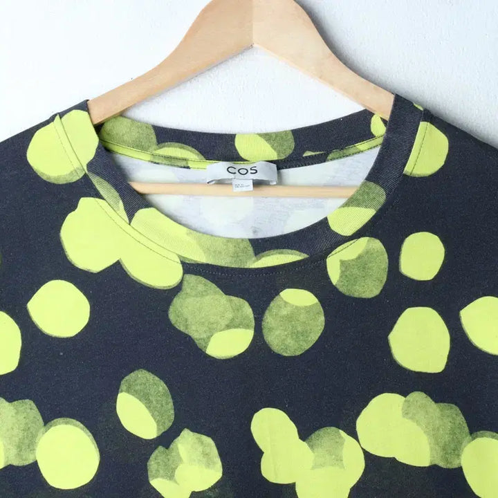 [BUNJANG] Cos Big Size Dot Pattern Short Sleeve T-shirt / W(XL-3XL) 코스 반팔 티셔츠 빅사이즈 도트 블랙 한정판-18609