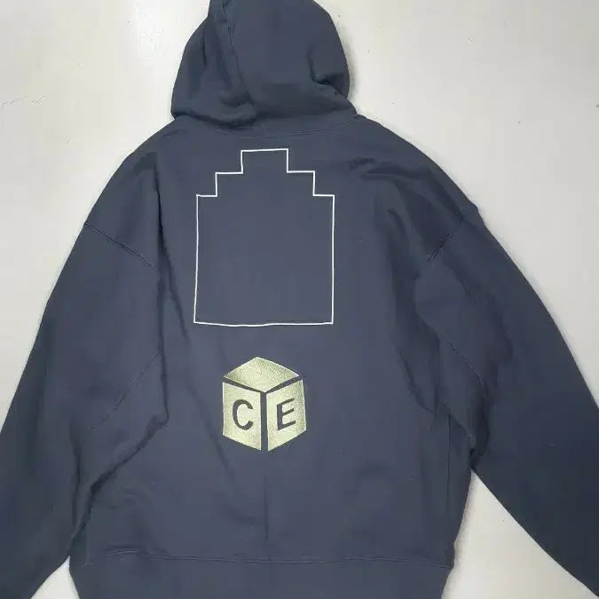 [SOLD OUT] 카브엠트 큐브 후드티 네이비 L