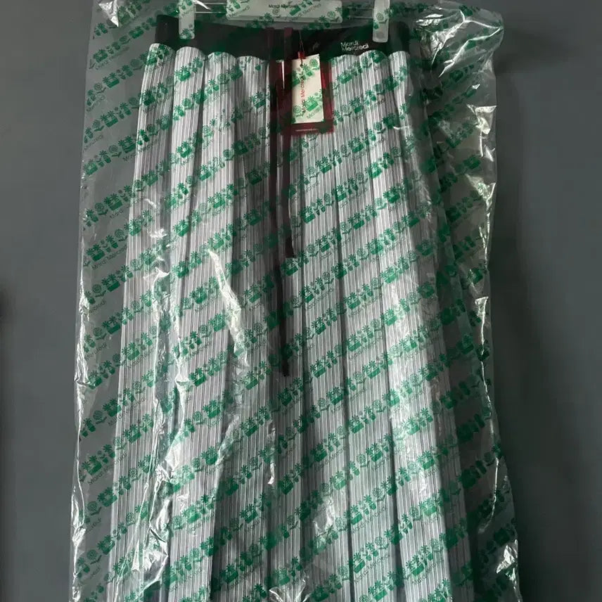 [SOLD OUT] 마르디메크르디 스커츠