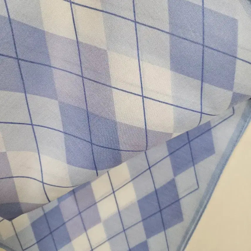 [BUNJANG] Burberry Argyle Handkerchief / 버버리 아가일 빅손수건