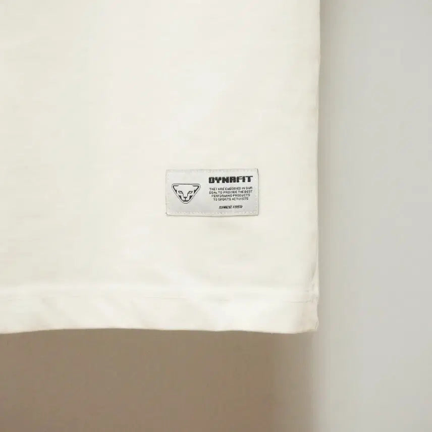 [SOLD OUT] 다이나핏 화이트 빅로고 반팔 라운드 티셔츠 남성105