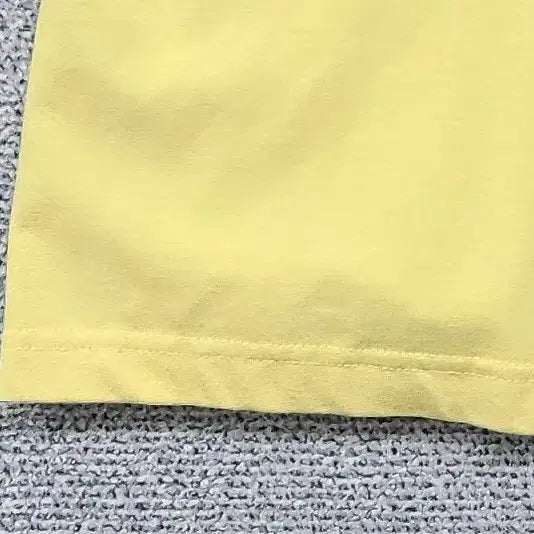 [BUNJANG] Nepa Printed Yellow Training T-shirt / 네파 프린팅 옐로우 트레이닝 반팔티 90