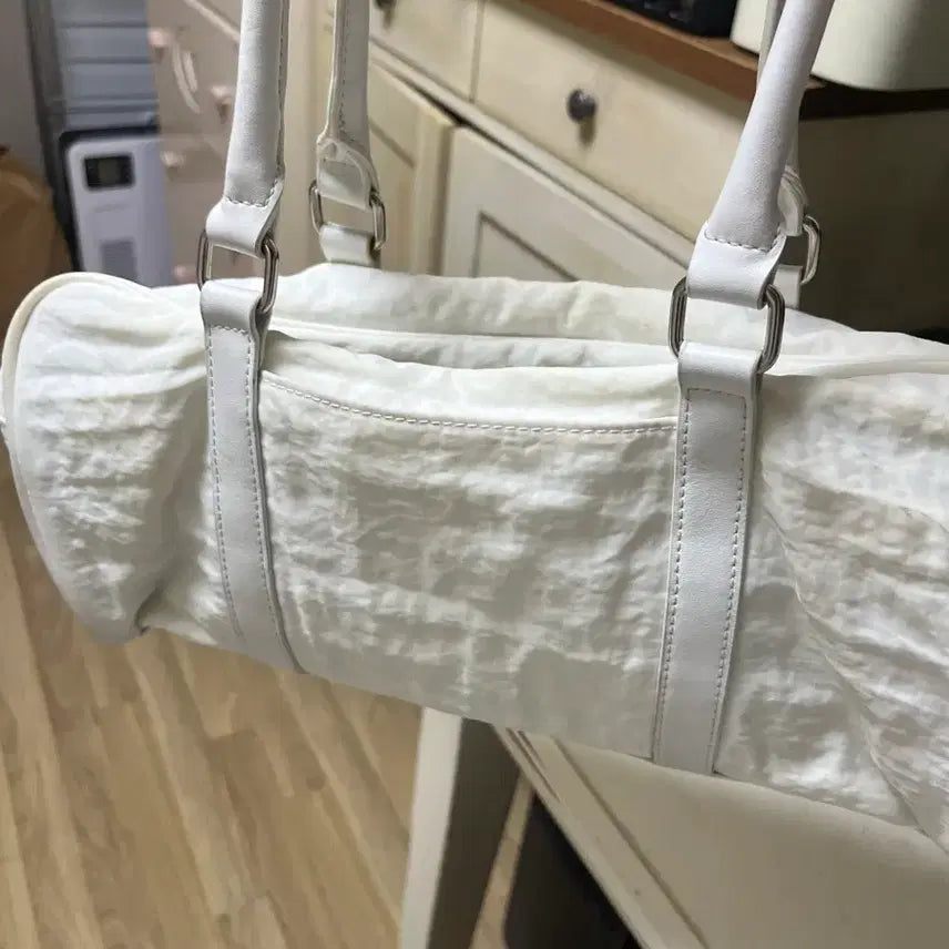 [BUNJANG] Matinkim Sporty Tote Bag White / 마땡킴 마뗑킴 스포티 토트백 가방 화이트