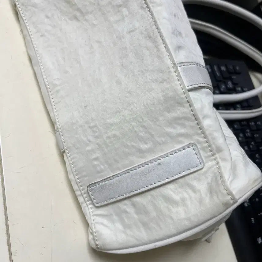 [BUNJANG] Matinkim Sporty Tote Bag White / 마땡킴 마뗑킴 스포티 토트백 가방 화이트