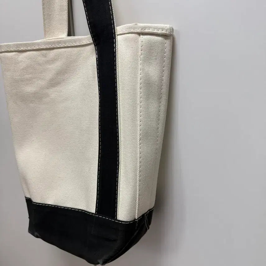 [SOLD OUT] 엘엘빈 캔버스백